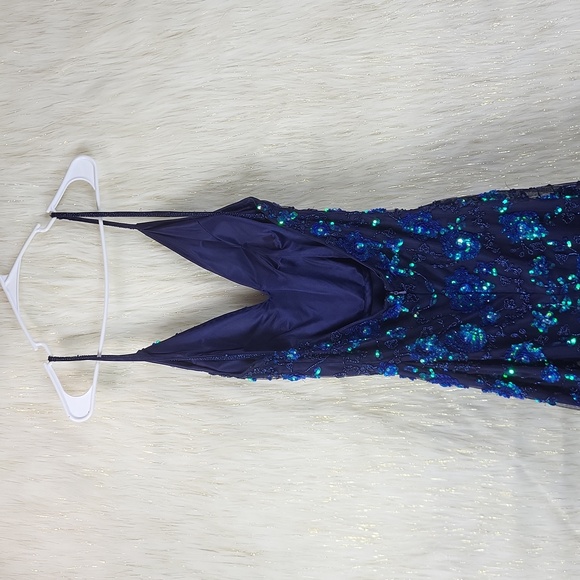 Primavera Sequence Gown - Picture 6 of 10